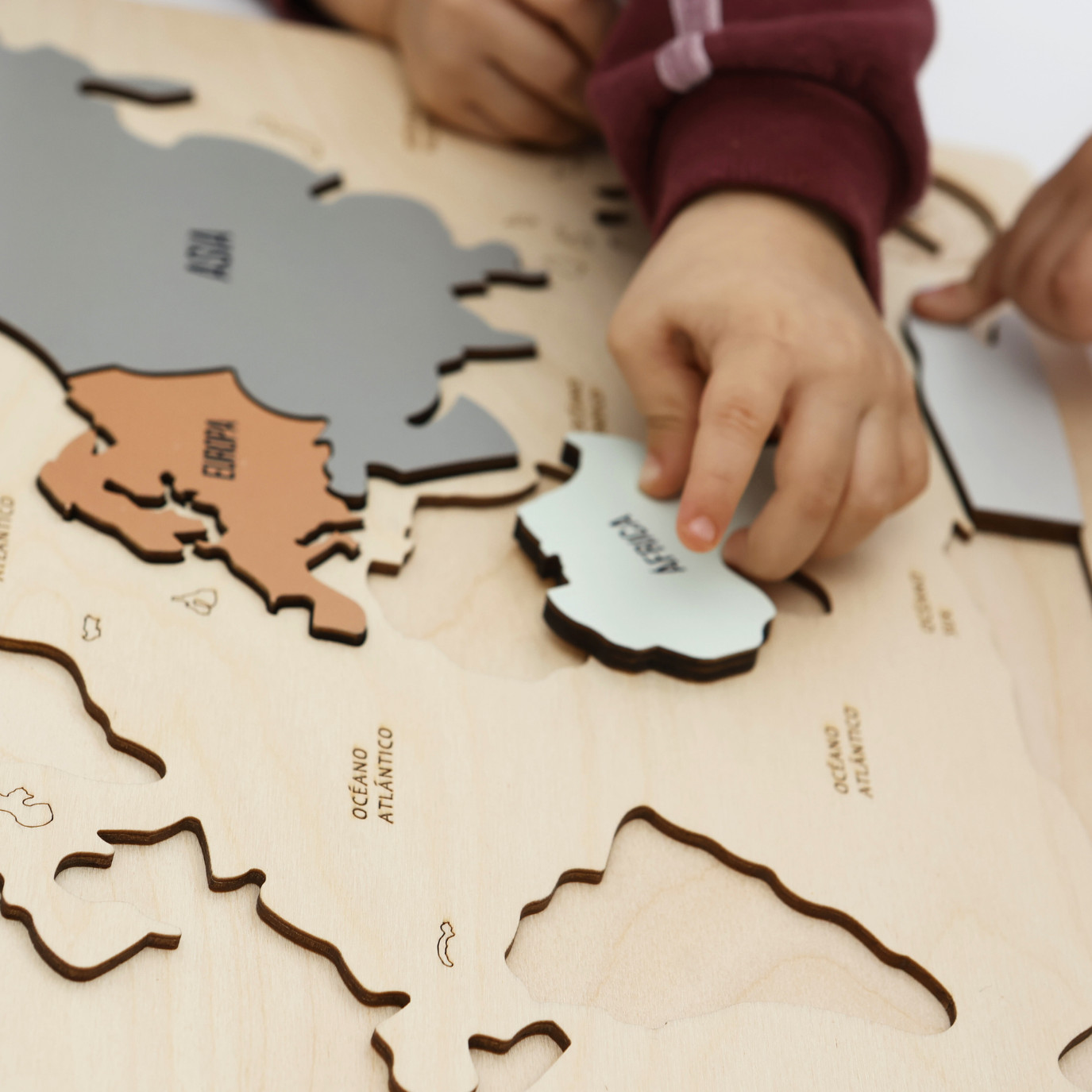 World Map Montessori Wooden World Puzzle for Kids (Ages 3+) – Educational Map
