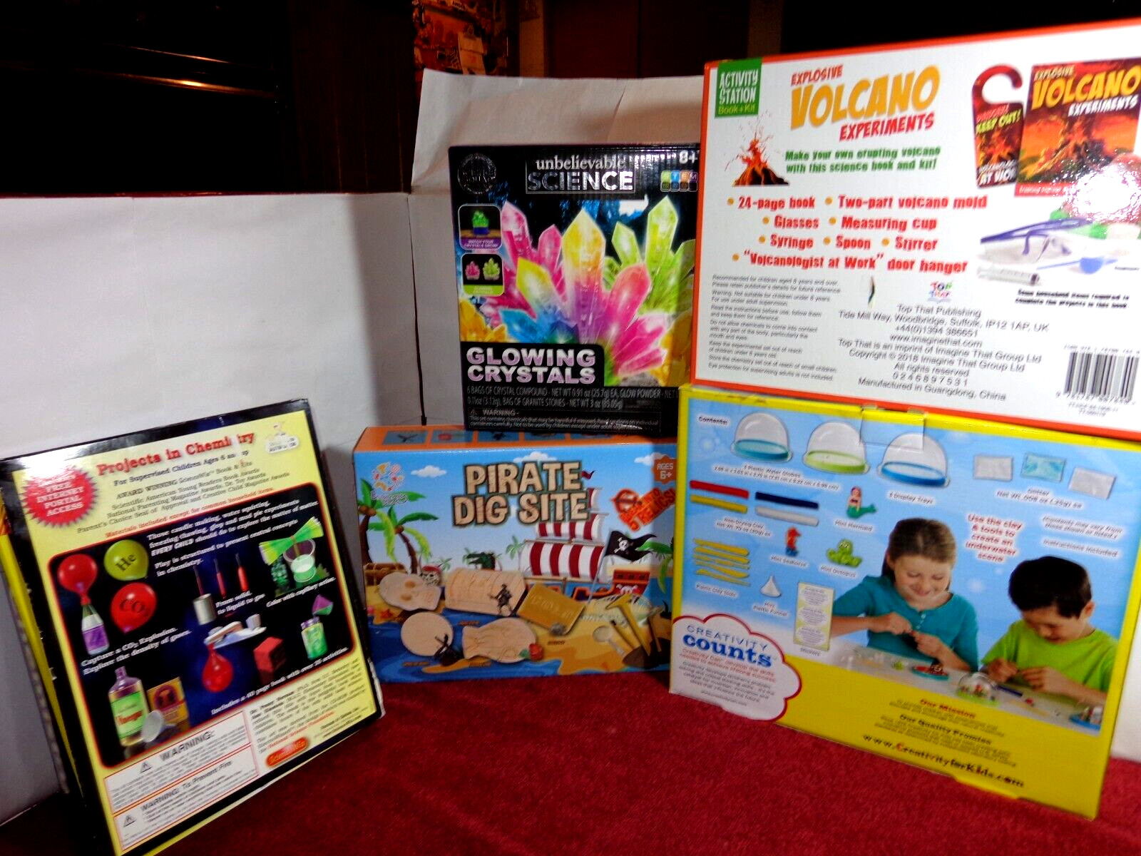 5 PIECE UNUSED CHEMISTRY-SCIENCE-CREATIVITY PLAY SETS ALL NEVER USED NICE – L253