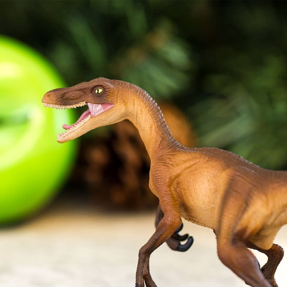 Safari Ltd Velociraptor Dinosaur Figurine Collectible Toy Figure 299929 NEW