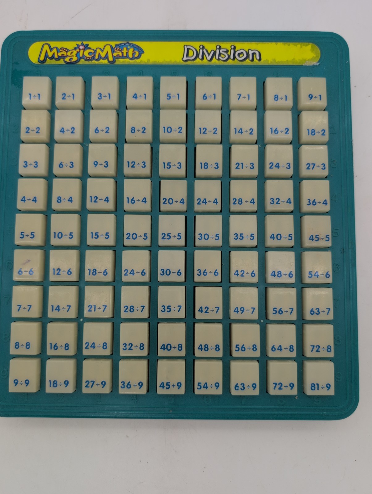 MAGIC MATH MACHINE Press and See Division Learning Game 1993