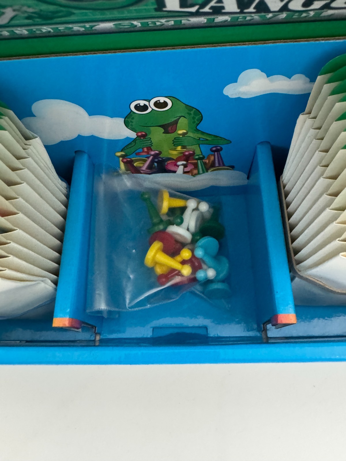 FROG Publication Classroom Learning Game Set- FP-055 Reading & Language level B