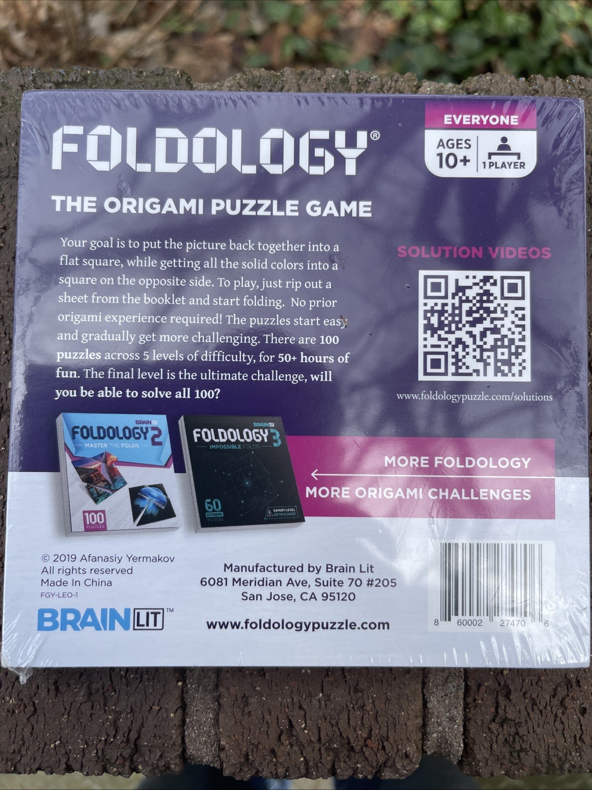 Foldology Origami Puzzle Game HandsOn Brain Teasers Fold Paper New Sealed Book
