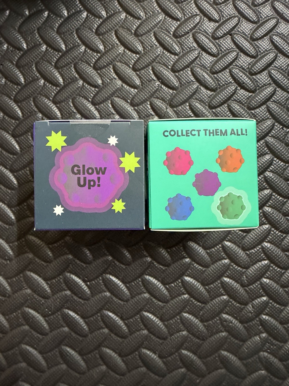 J’Adore Glow Squish Squishy Squeeze Toy Balls New Lot of 2 Brand NEW