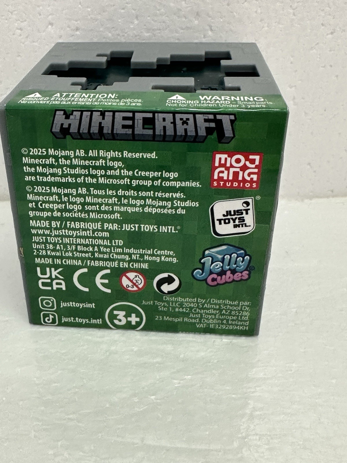 Minecraft Jelly Cube Squishy – Satisfying Sensory Stress Relief Toy – Teal