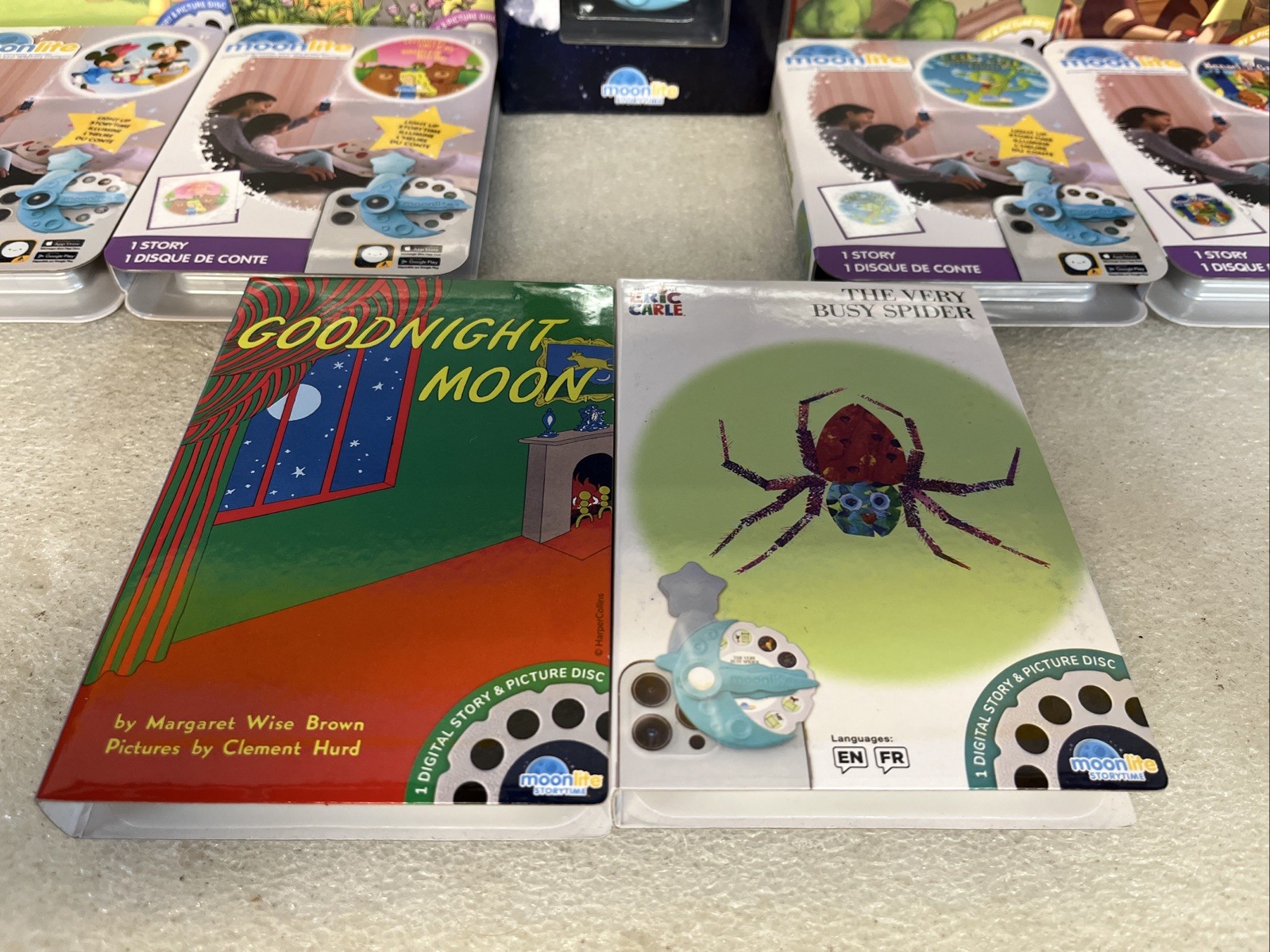 Moonlite Storytime Lot Projector & 10 Story Book Reel Picture Discs New Sealed