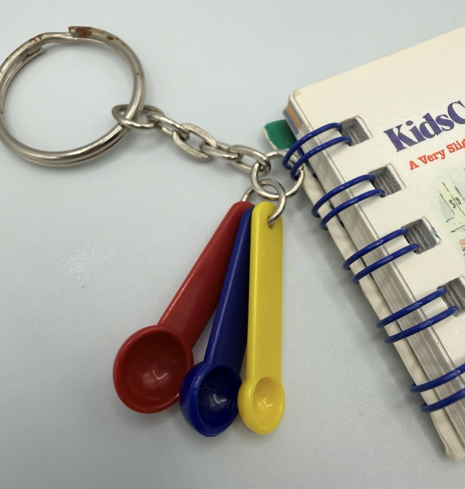 Vintage 1998 Basic Fun Klutz “Kids Cooking” Miniature Book Keychain with Spoons