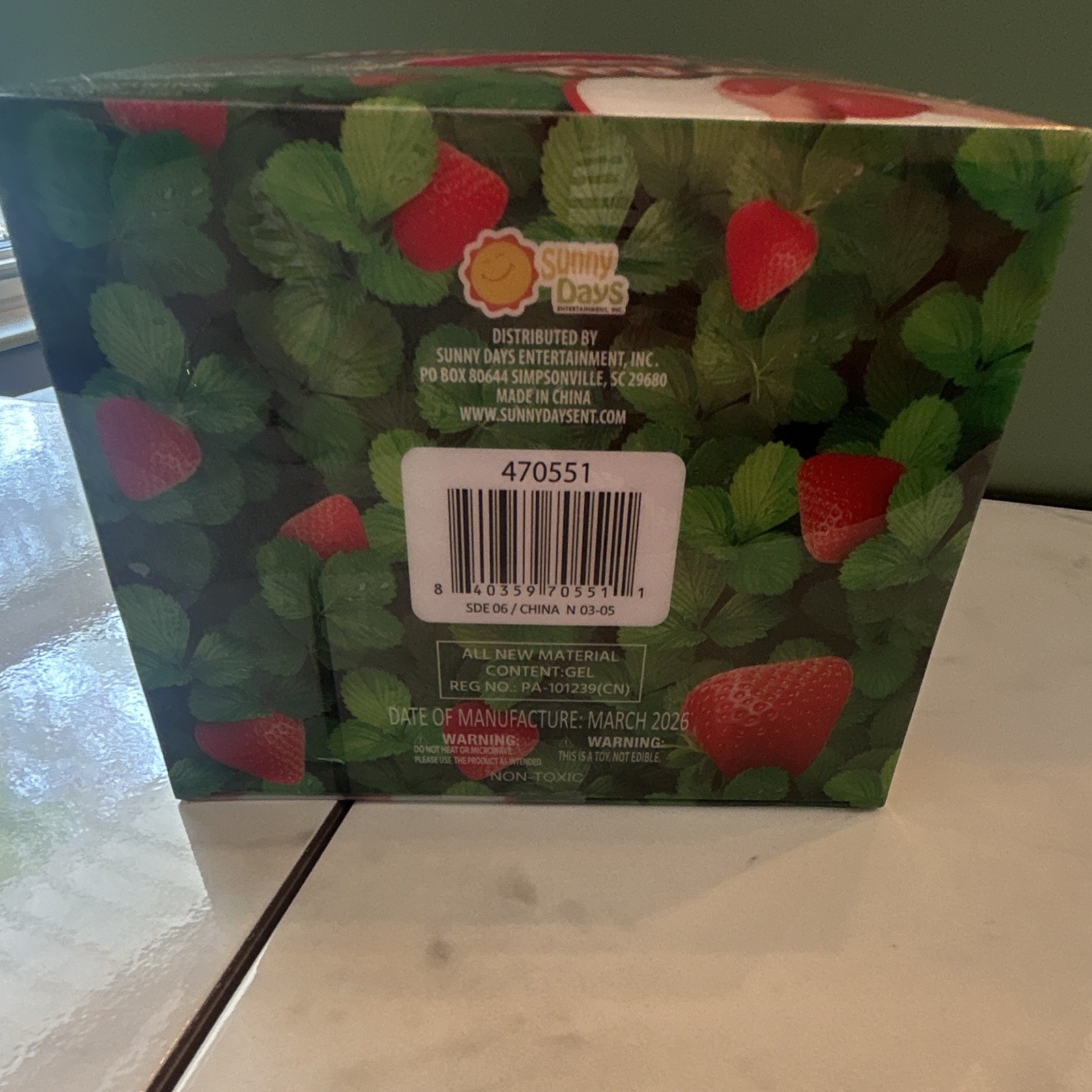Sunny Days Squeeeeze Strawberry Gel Tactile Squeeze Toy Red/Green Squishy
