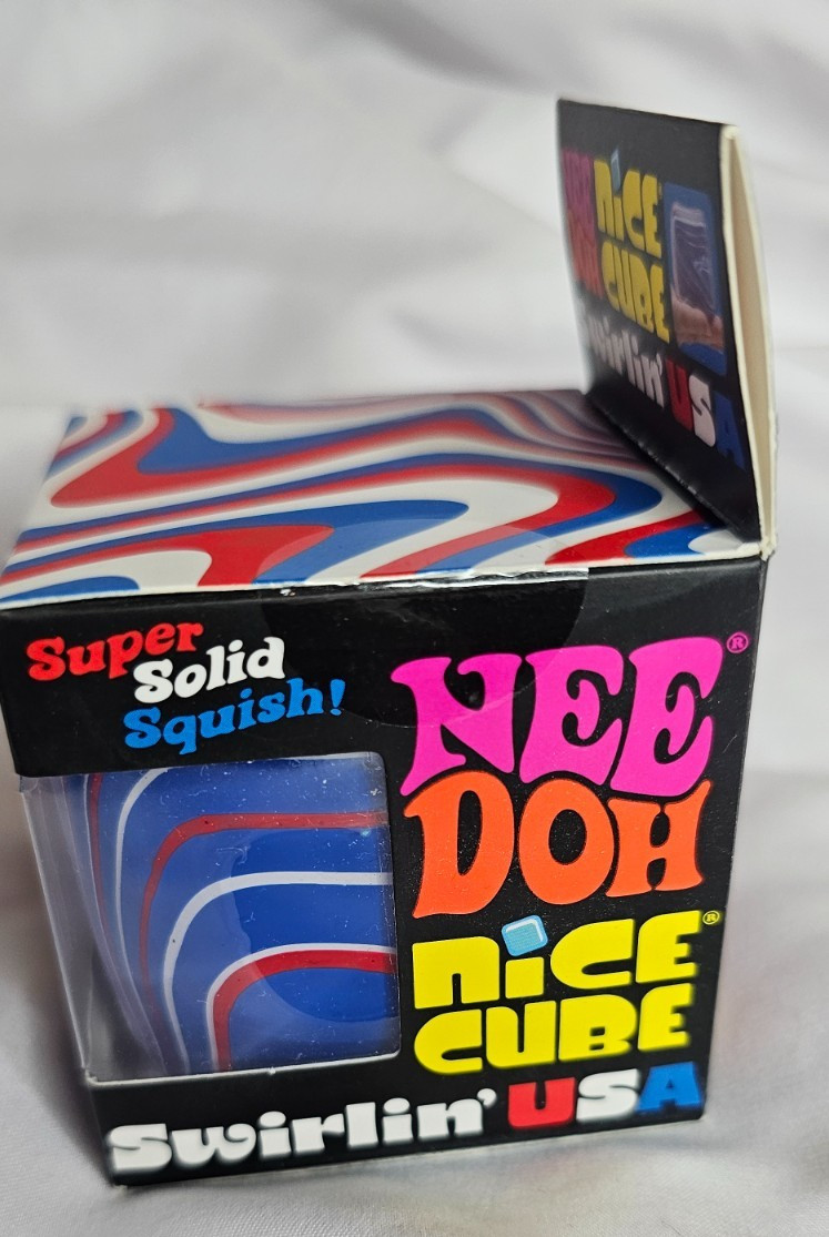 Needoh Nice Cube Swirlin USA Sealed Brand New in Box Nee Doh