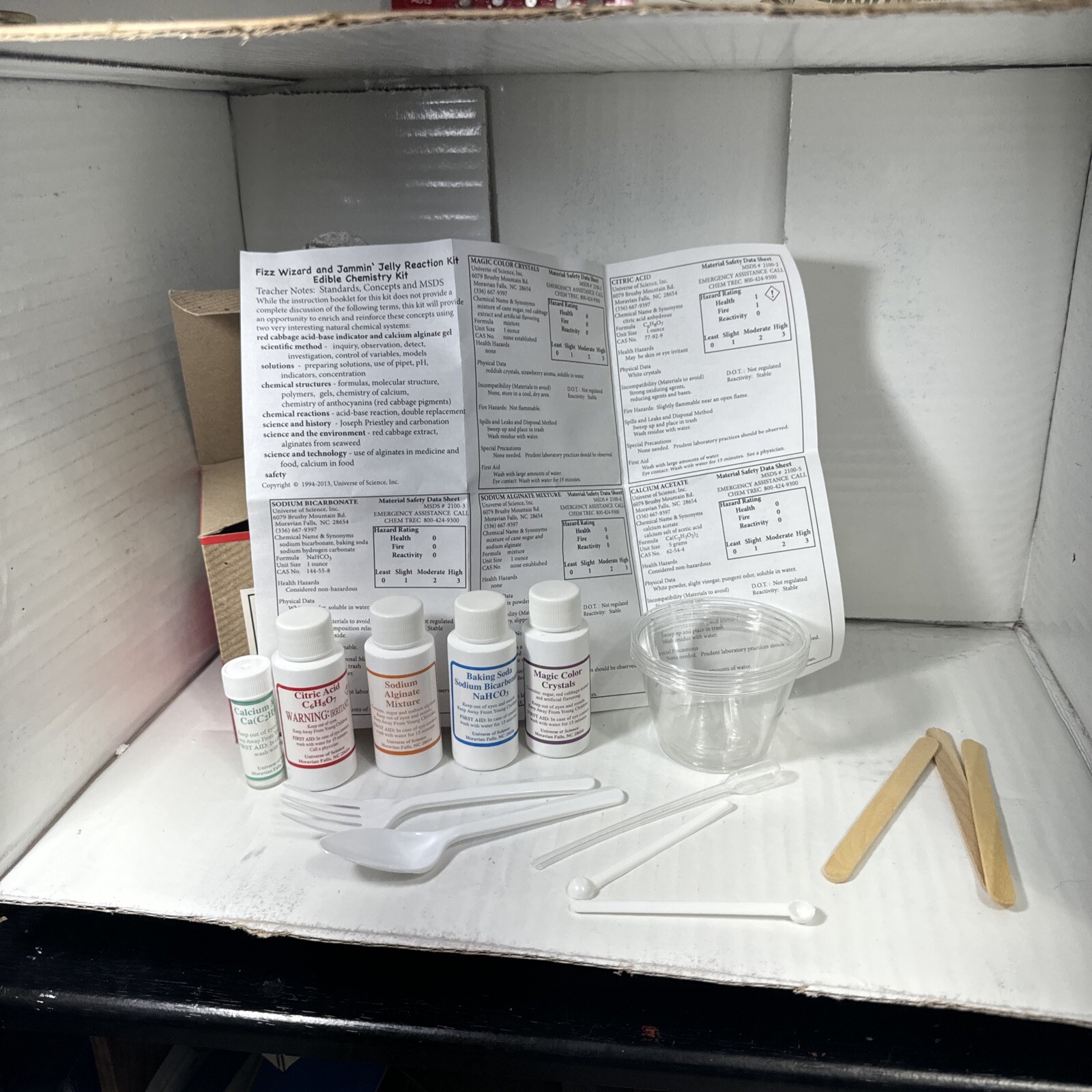 Edible Chemistry Kit | for Ages 8 and Up | Copernicus Toys New Open Box