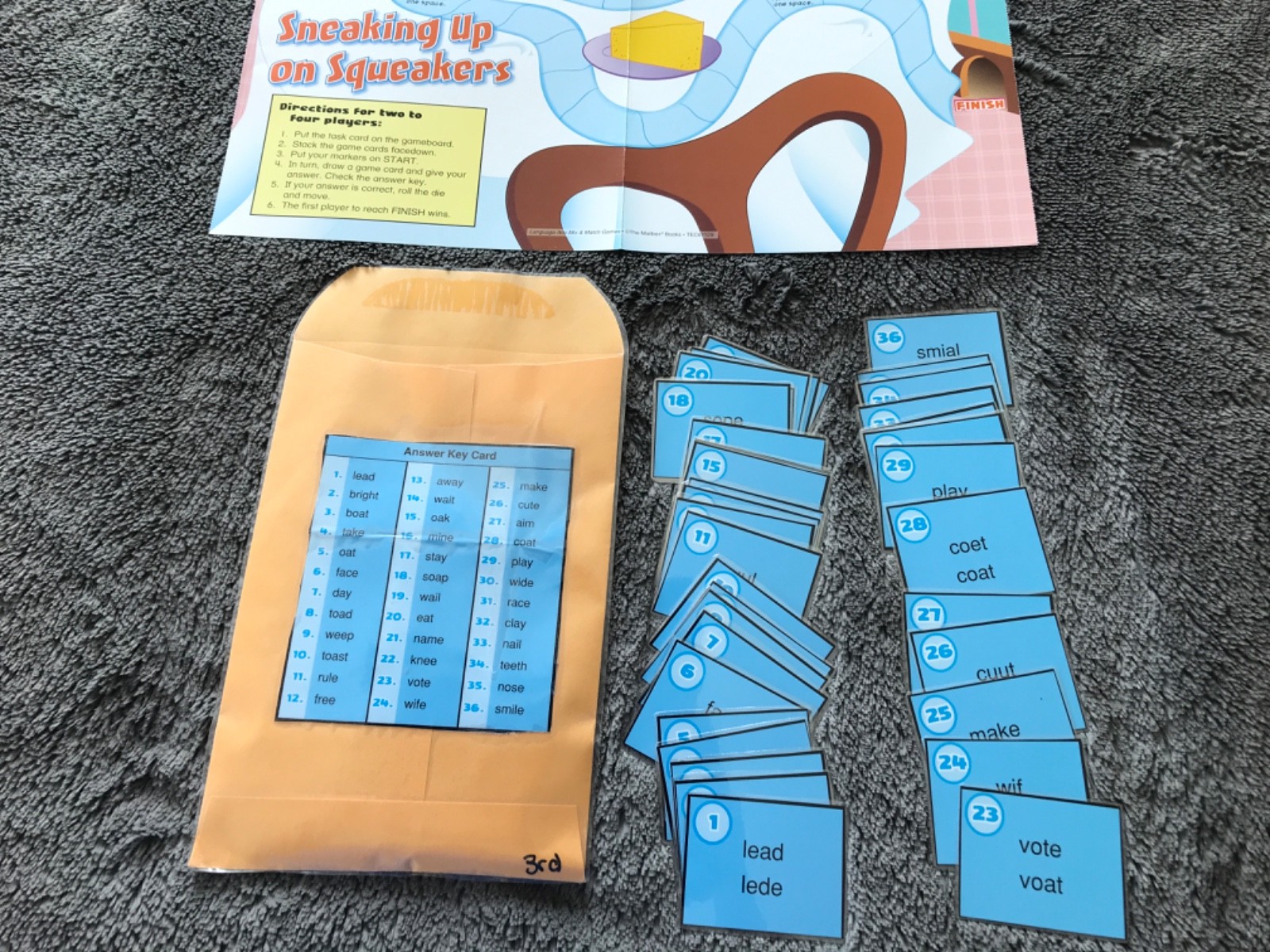Sneaking Up on Squeakers! Spelling lang arts teacher game resources 3rd grade