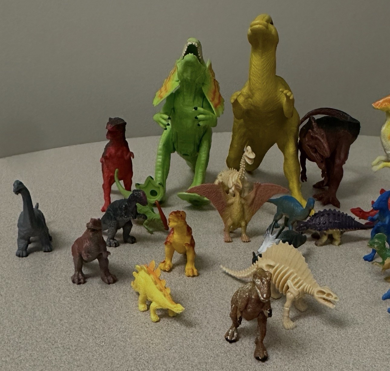 Dinosaur Lot of Over 20 Dinosaurs Toys