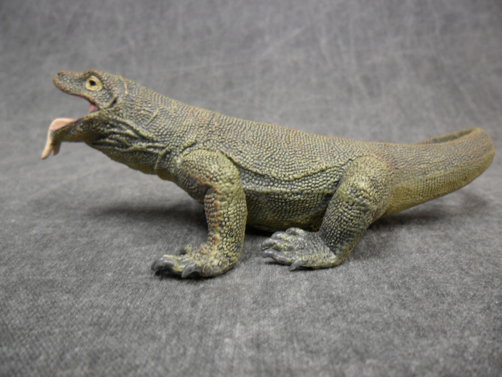 CollectA NEW * Komodo Dragon * 88900 Wildlife Lizard Model Toy Figurine