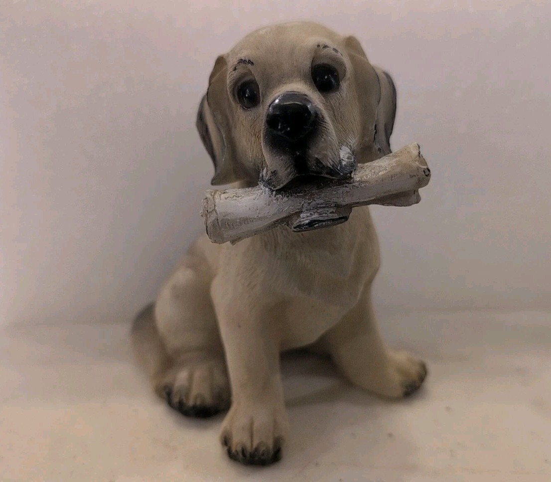 Golden Retriever/Lab Puppy Dog, Resin Type, Sitting With Newspaper In Mouth 4.5″