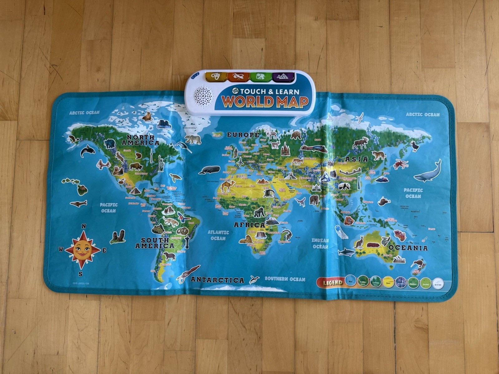 LeapFrog Touch & Learn World Map Animals & Landmarks English Geography