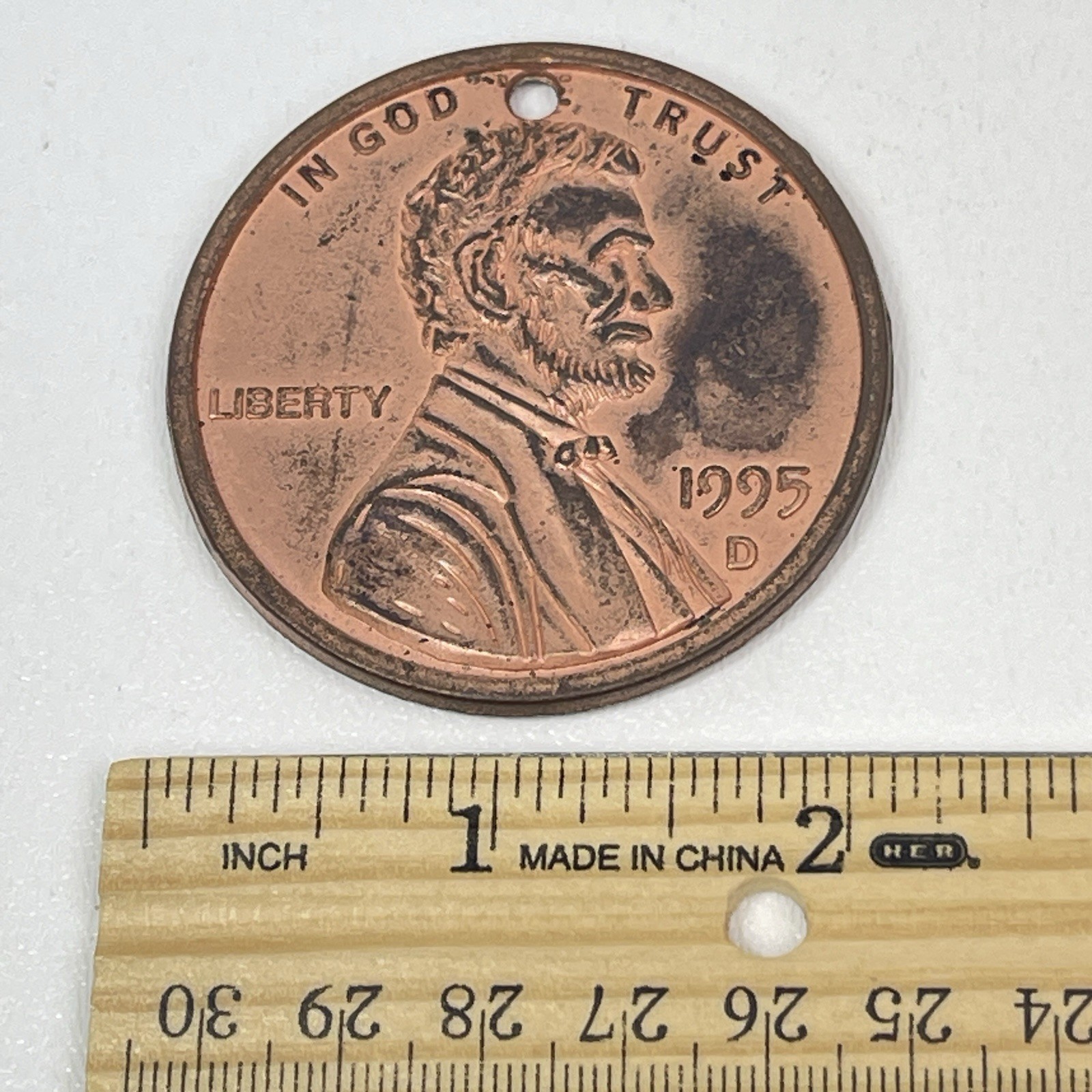 Novelty 2 inch Lincoln Penny Key Chain 1995 D Toy Money Coin Realistic Toy