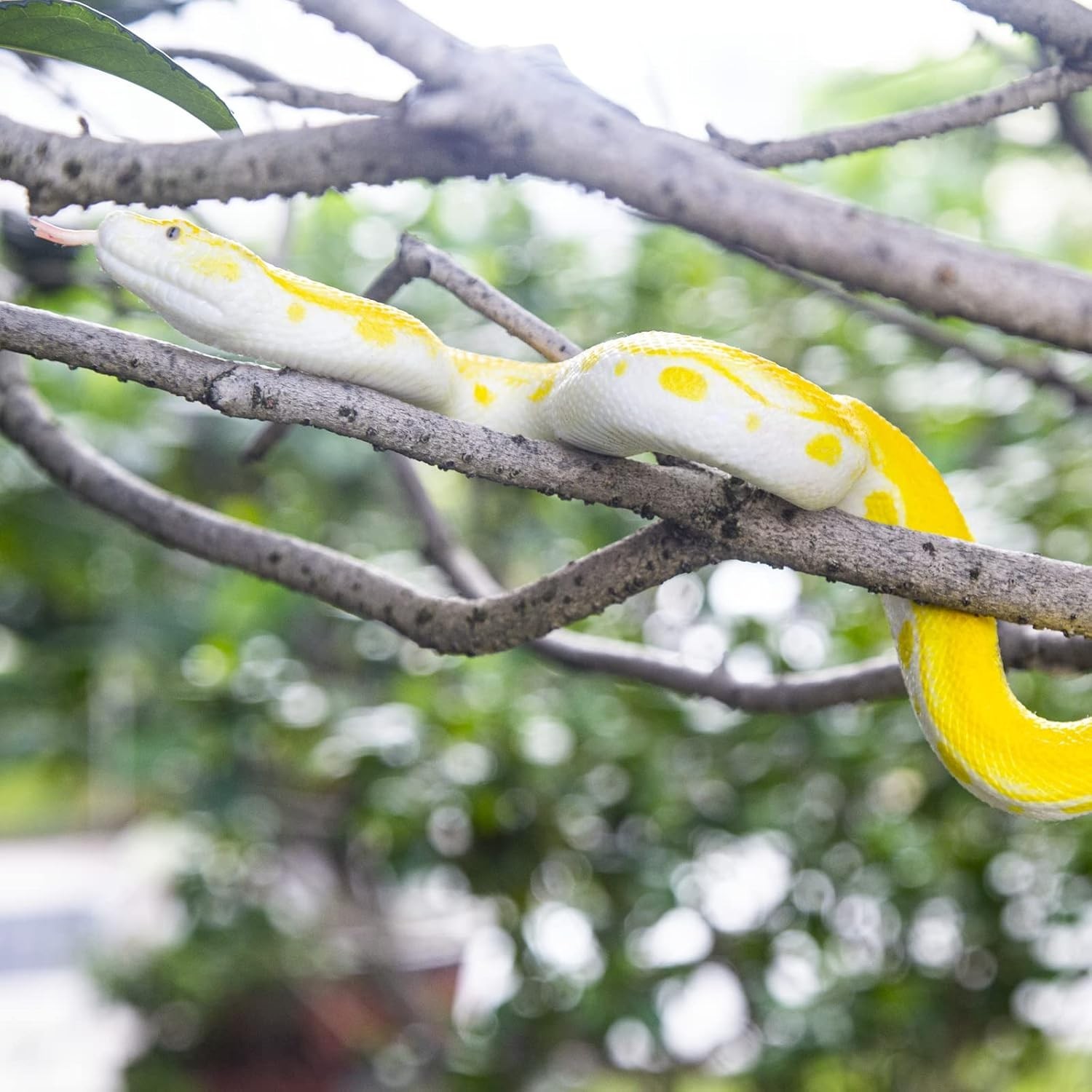 Realistic Fake Snakes Toy Soft Rubber Snake Figure Garden Snake Scare Birds and