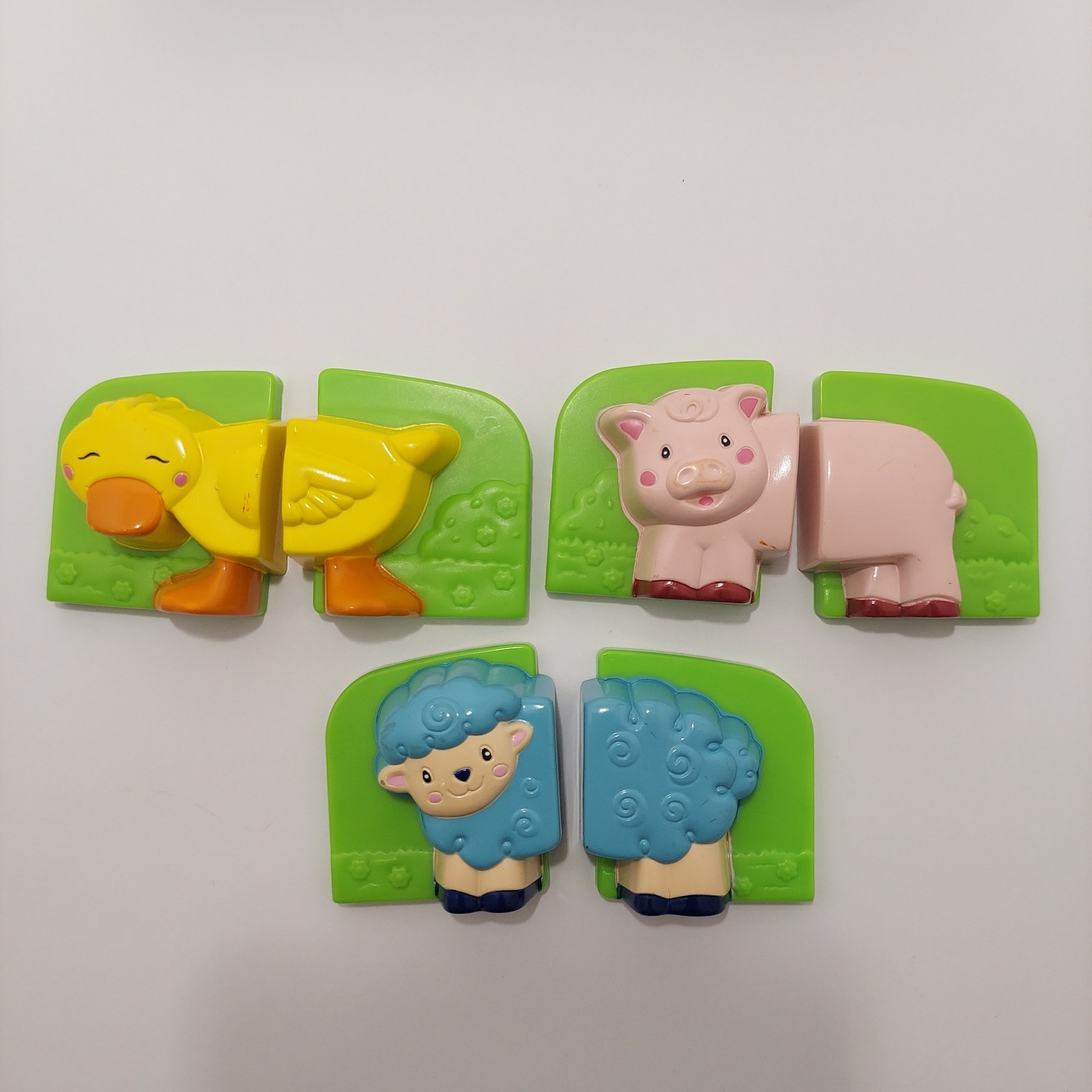 LeapFrog Fridge Farm Magnetic Matching Animal Barn Set Cow Sheep Duck 2007 Works