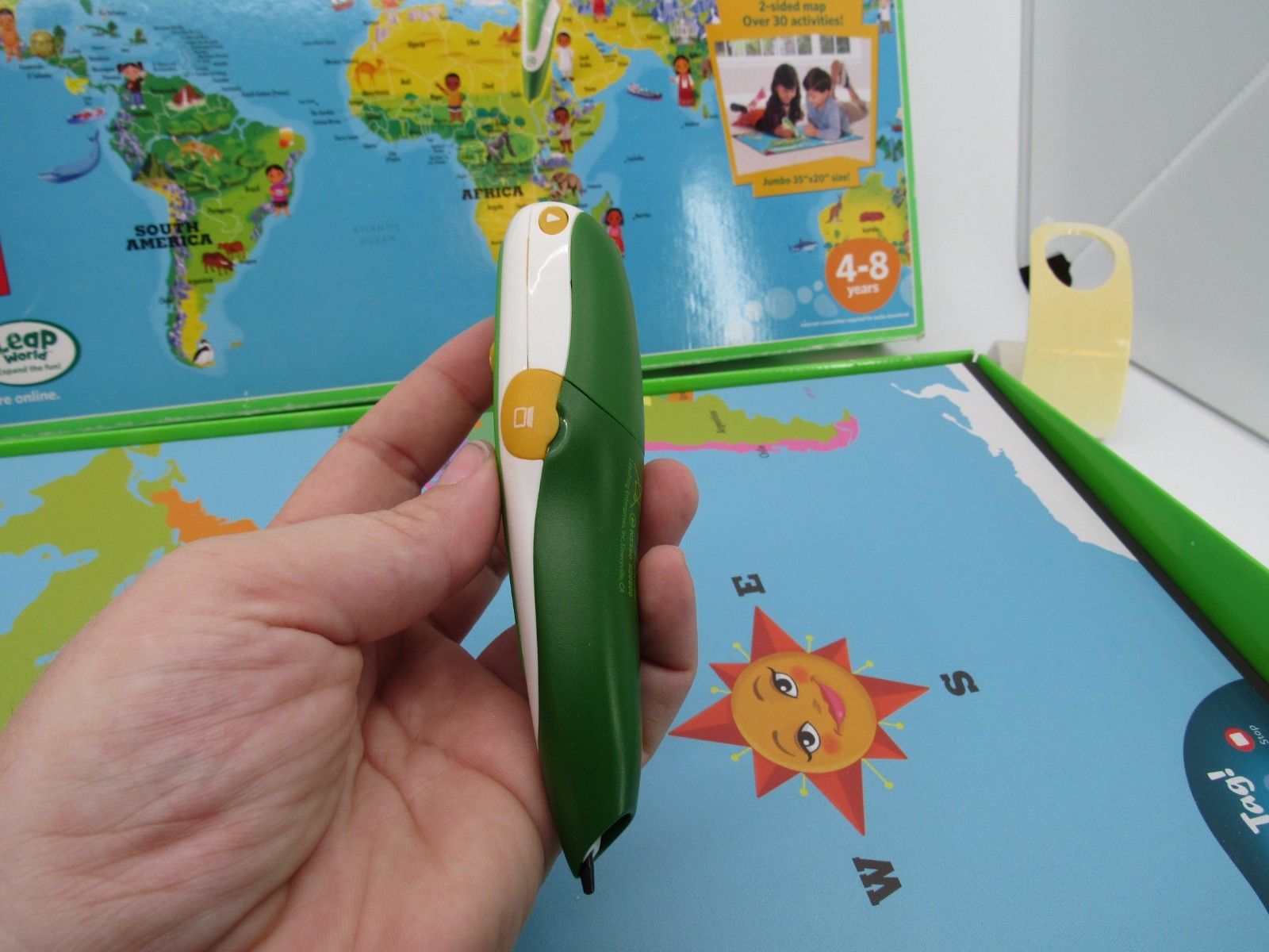 Leap Frog Interactive World Map 2 Sided Tag Read System Pen Included