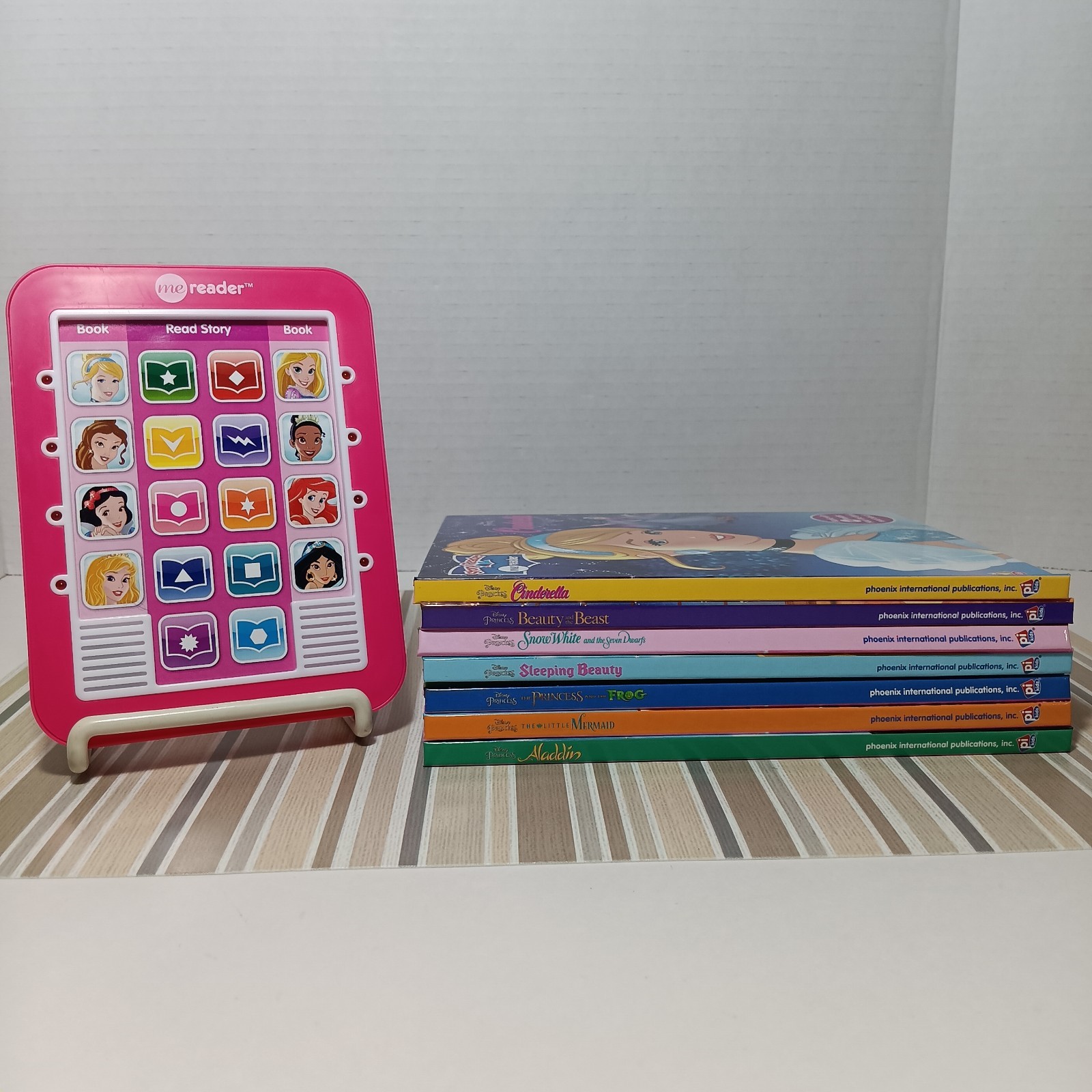 Disney Princess Me Reader Electronic Reader and 8-Book Library Set – Works!