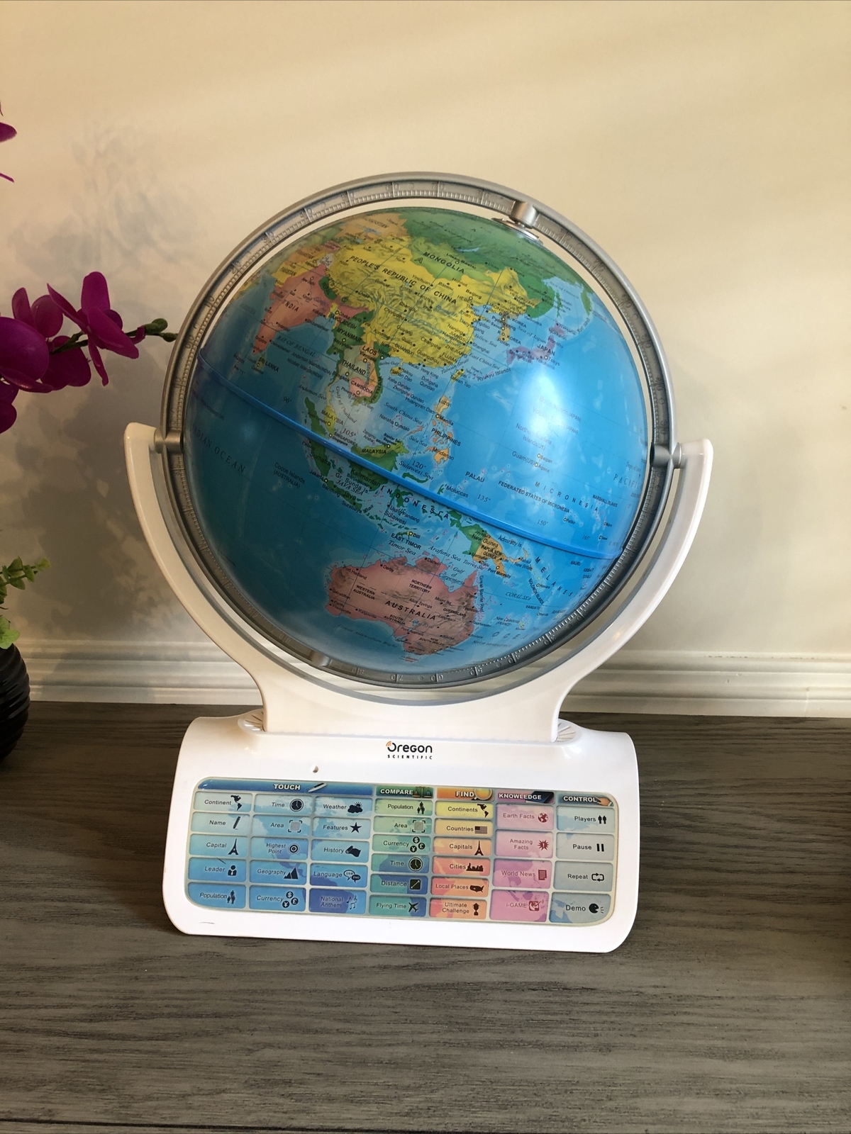 Child Globe World Edu. Explorer #113318 Physical Globe Only;No Pen No USB 13×13″