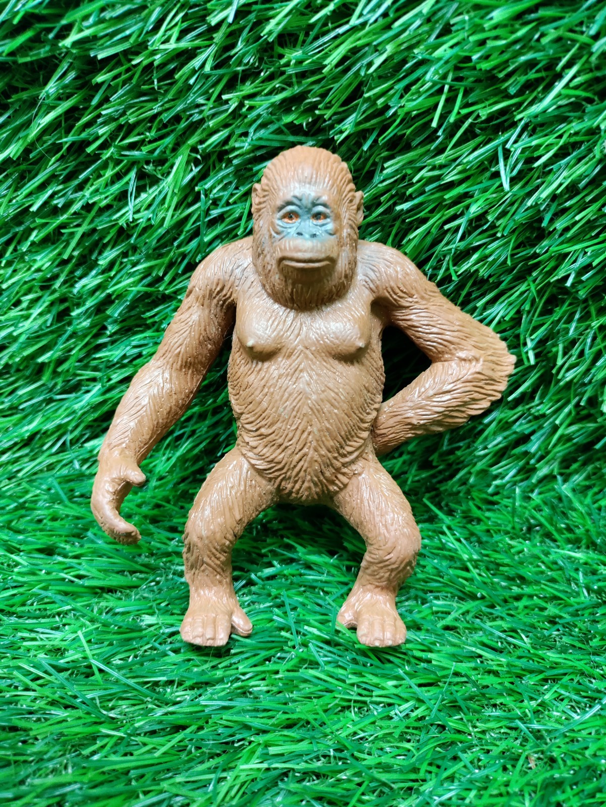 5″ Realistic Rubber Primate Replica – Female Orangutan by Mamejo Nature