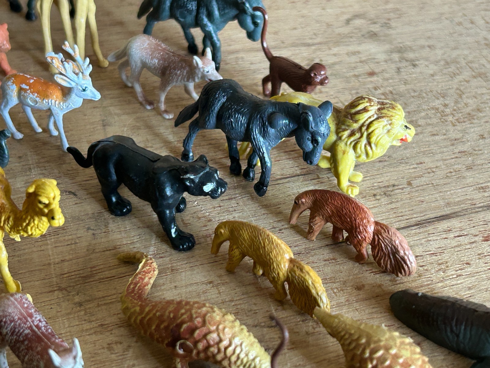 Toy Animal Junk Drawer Lot 90+ Mini Miniature Safari Outback Forest Zoo Crafts