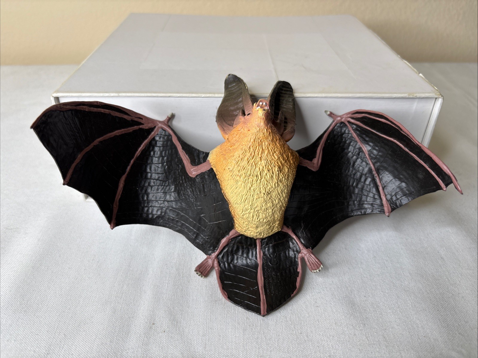Safari Townsend’s Big Eared Bat Figure Incredible Creatures Collectible 2013