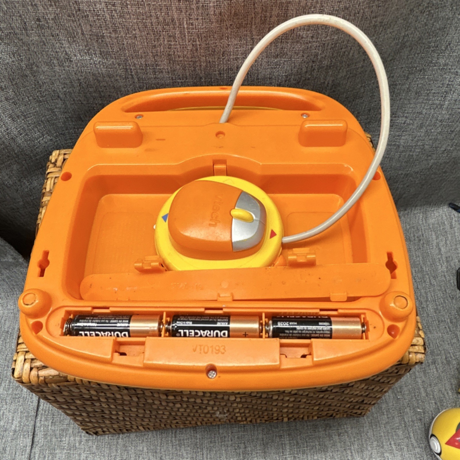 VTech Tote ‘n Go Laptop Electronic Learning Toy Orange Yellow 4-7 Years Tested