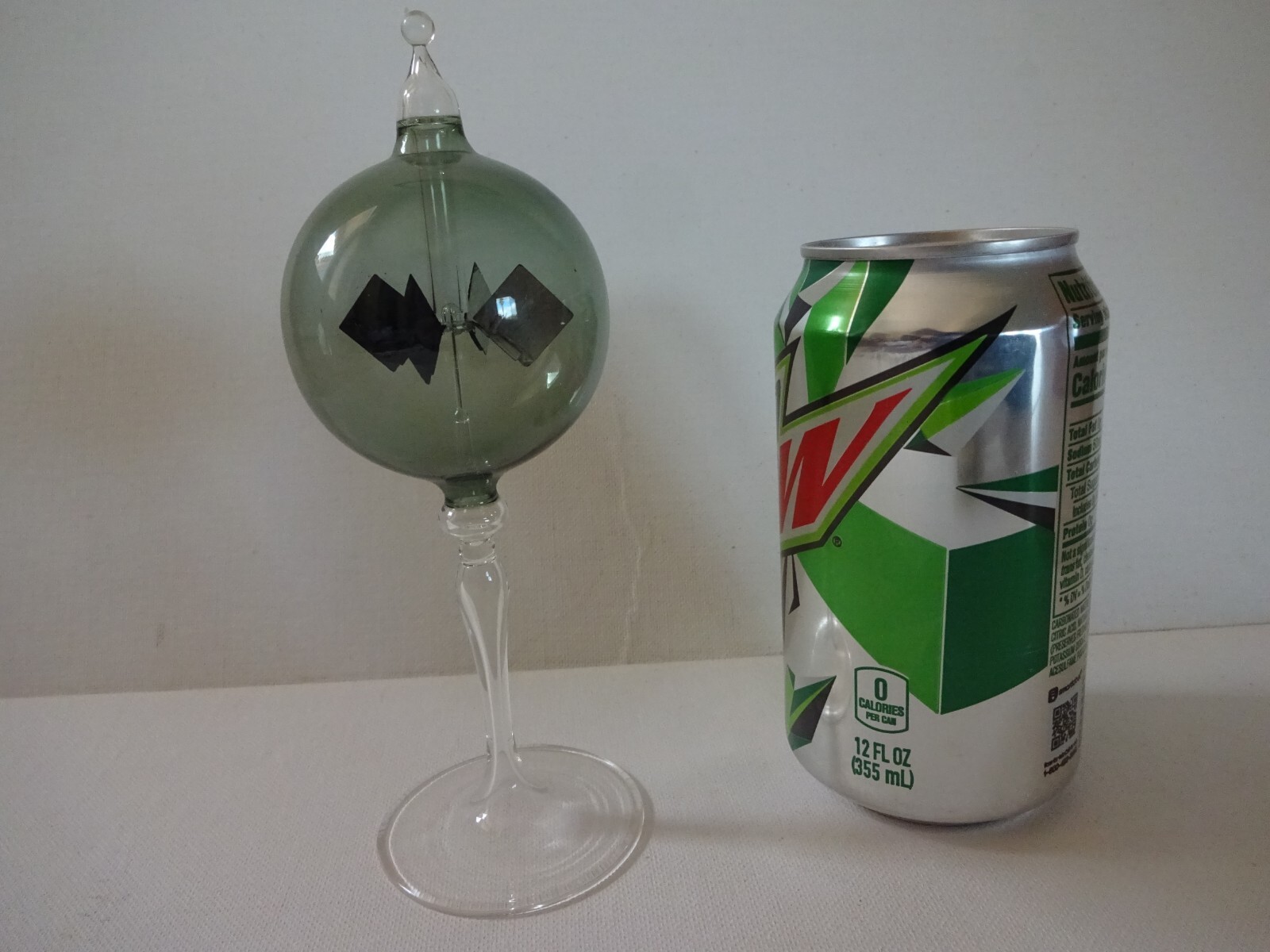 SOLAR RADIOMETER, CROOKES, LIGHTMILL – Green Globe, Clear stem – SMALL