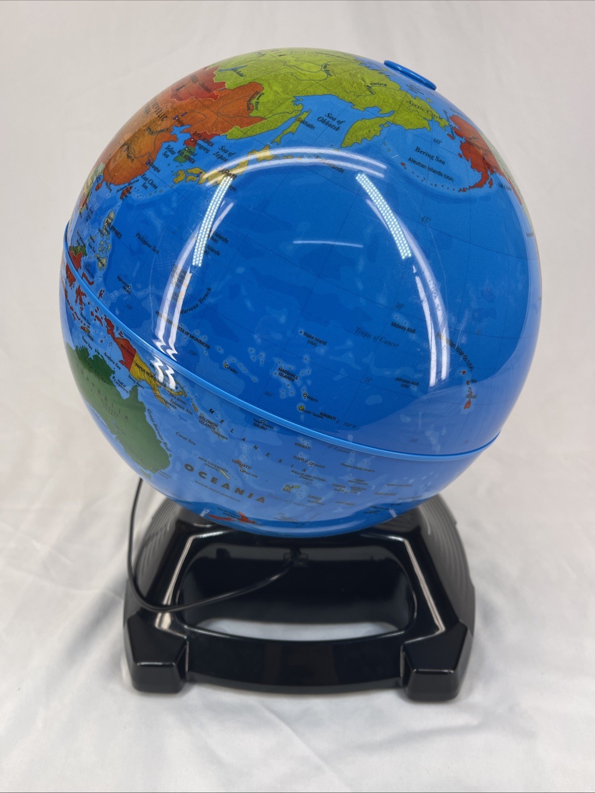 LeapFrog Magic Adventures Globe w/ LCD Video Screen & Animation