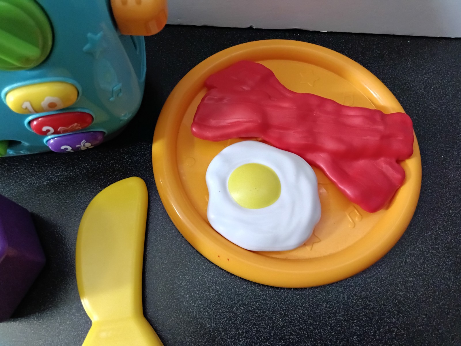 LeapFrog Yum-2-3 Toaster Playset