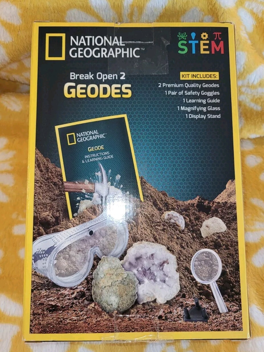 NEW National Geographic Geology Science STEM Kit Break Open 2 Genuine Geodes