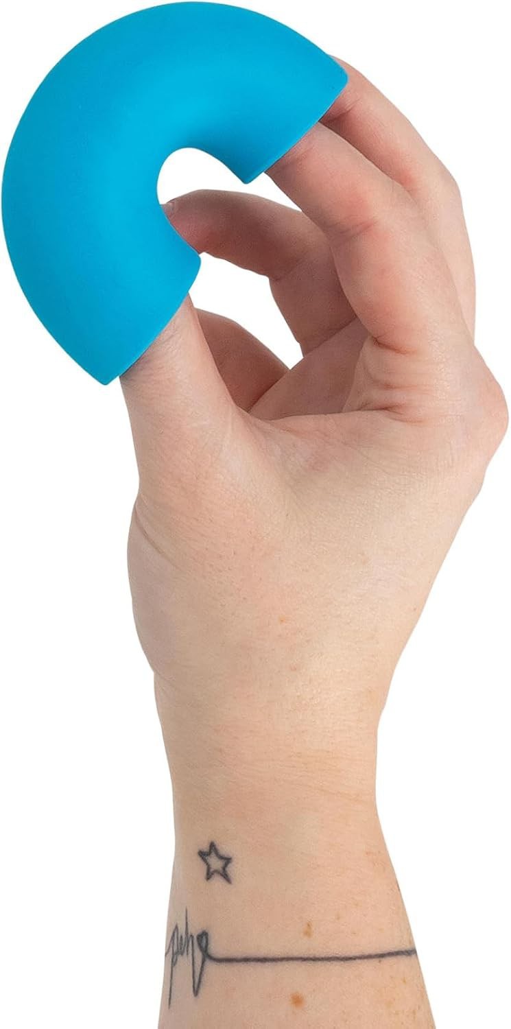 Scrunchems Stretchy Squeezy Pasta Shapes Sensory Stress Toy [1 RANDOM Color]