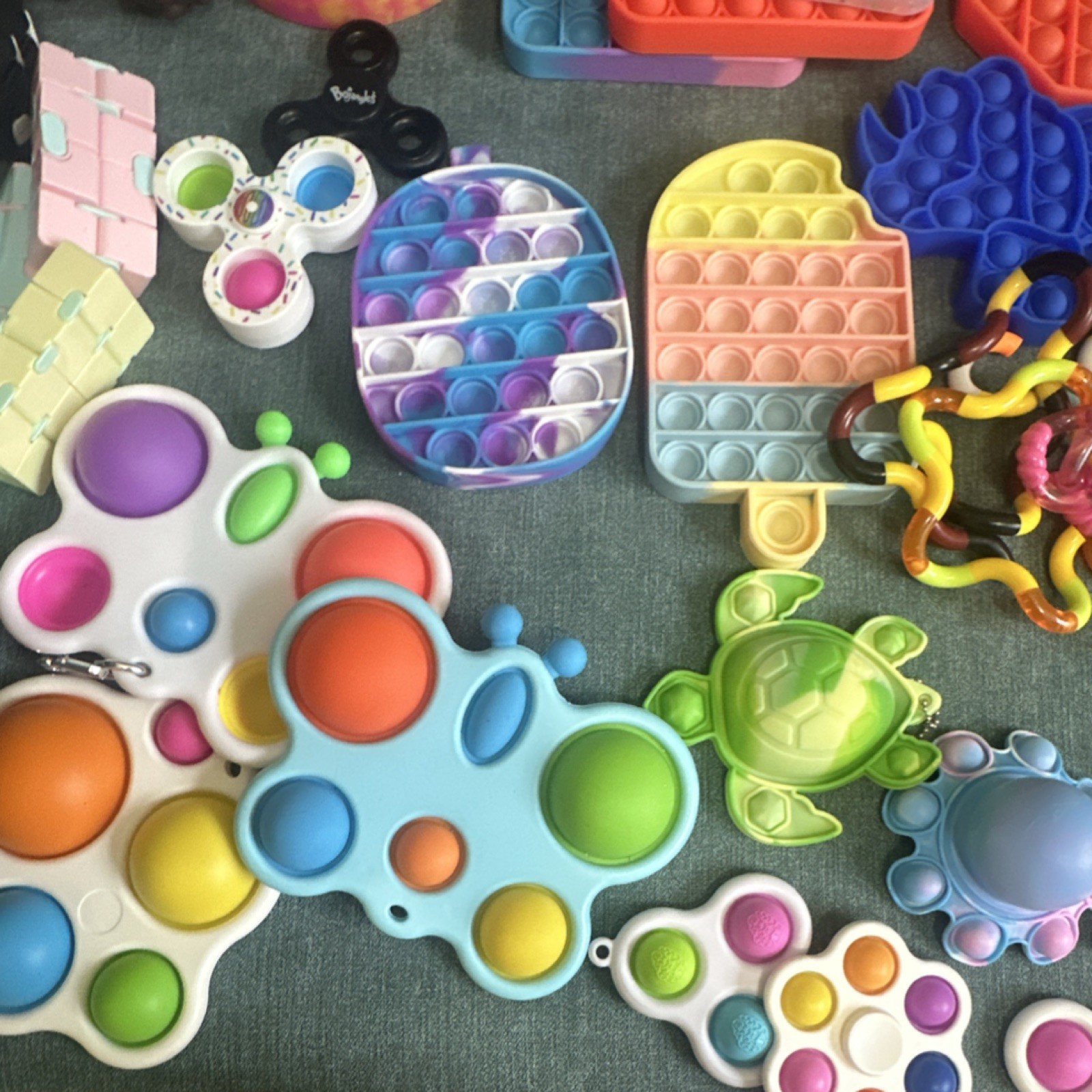 Sensory toys/fidget toy 50 piece lot variety