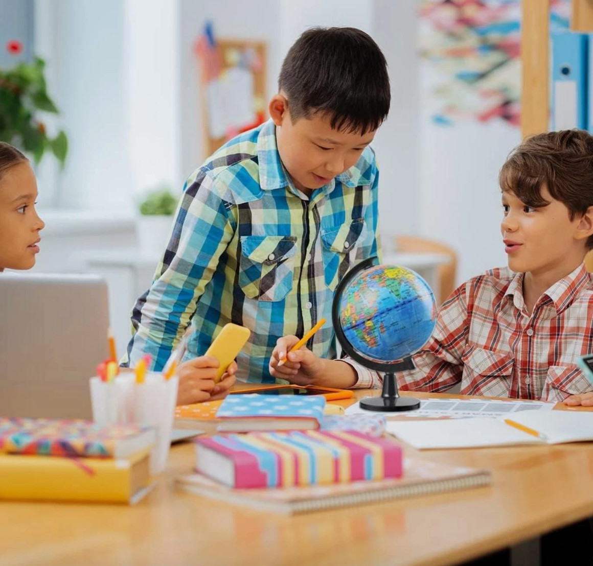 World Globe Earth Map Rotating Geography Ocean Classroom Learning Desktop