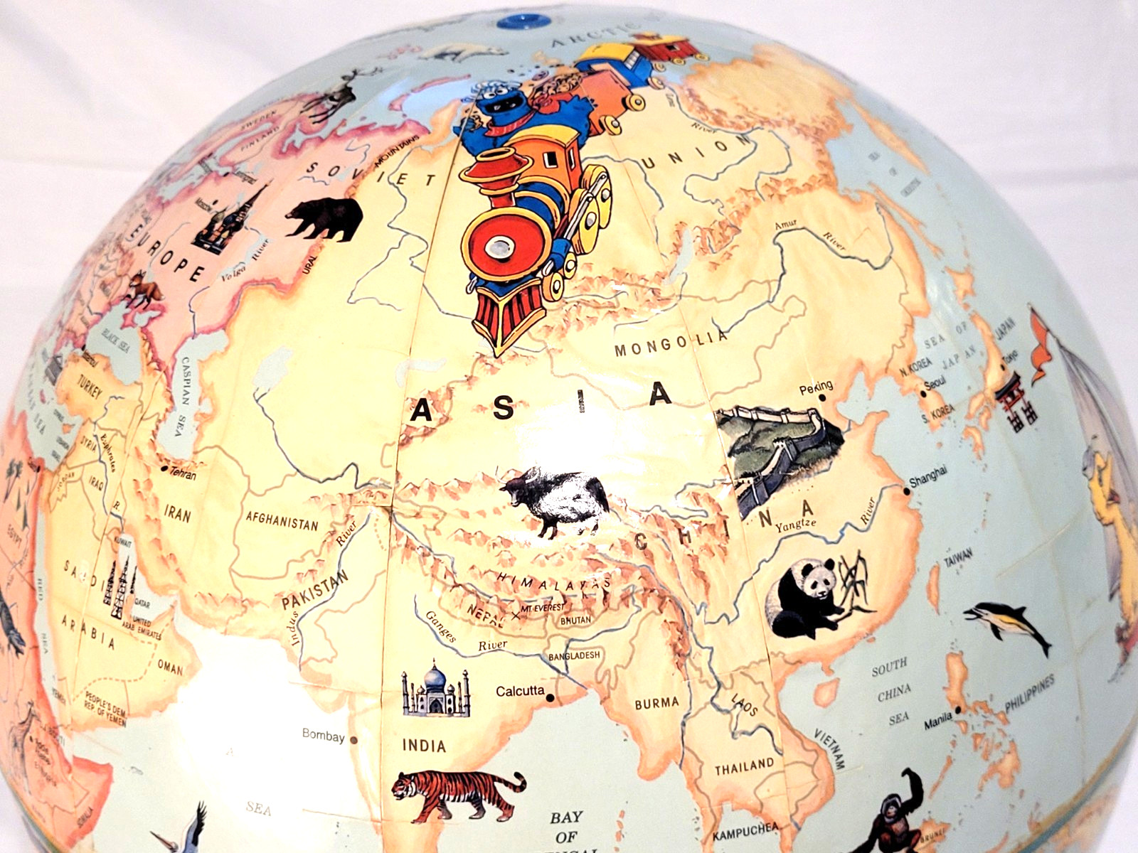 Vintage Rand McNally Sesame Street World Globe 1985 in Box