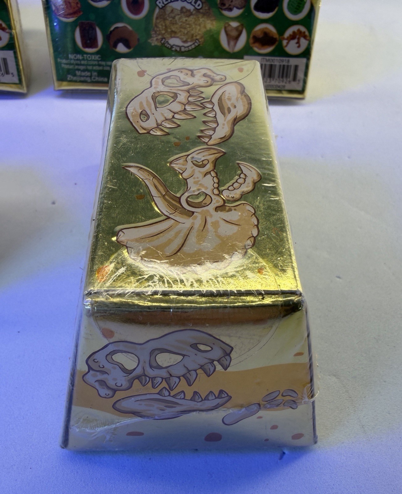 6 (six) Gold Dig It -Dino Dig Grin Studios-Lot Of 6- 1 in 24 Contains Real Gold!