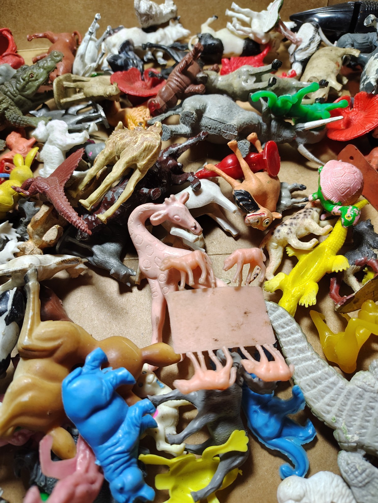 Vintage Plastic Rubber Animal Figures Lot Zoo Farm Safari Dinosaur Toys 3 Lbs