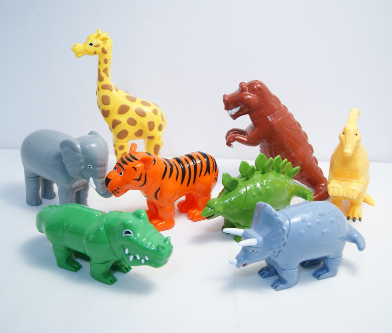 Magnetic Mix Match Animals Lot – Popular Playthings Jungle & Dinosaur Set 32 PCS