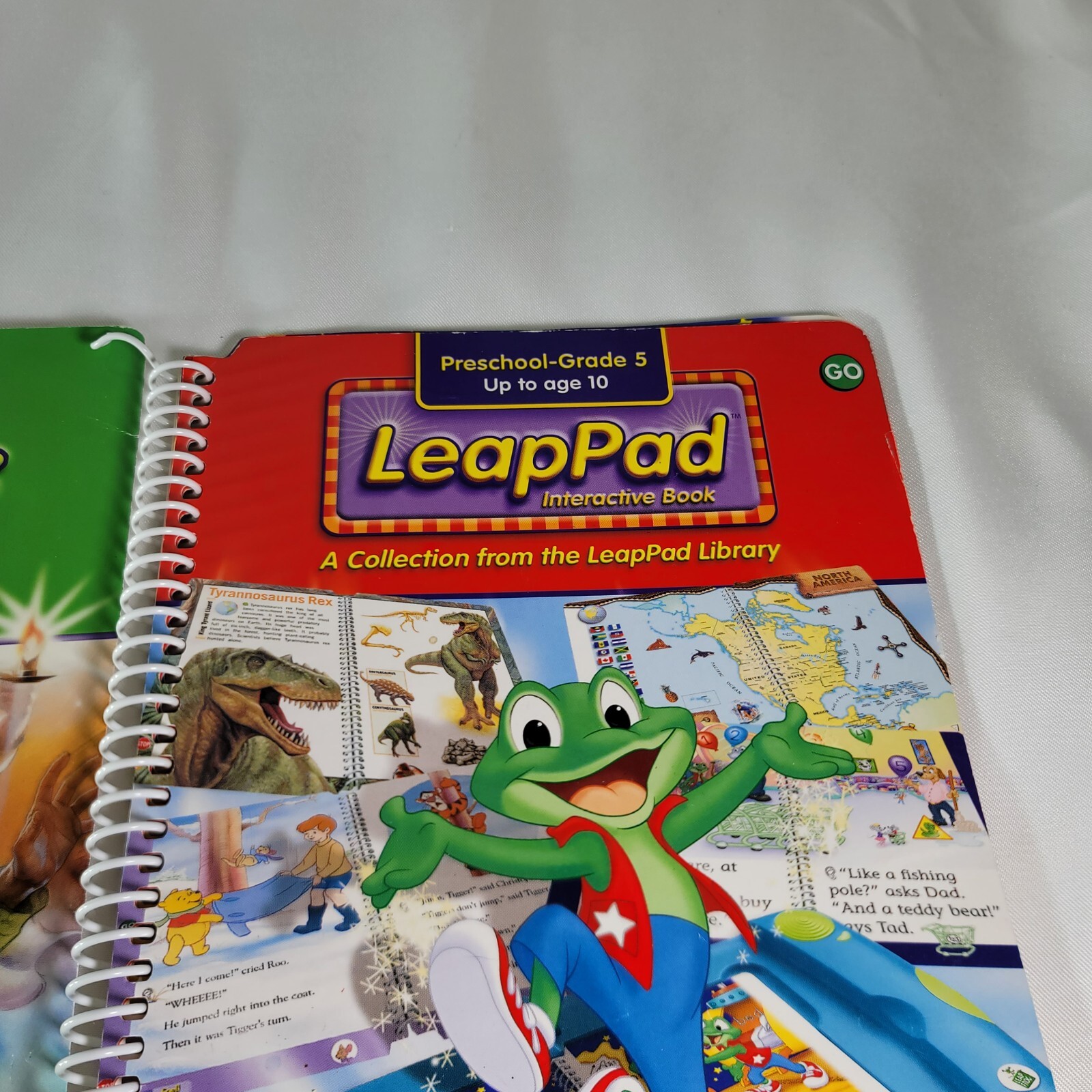 Lot Of LeapPad Books (3) And Two Cartridges (Shrek / Peter Pan)