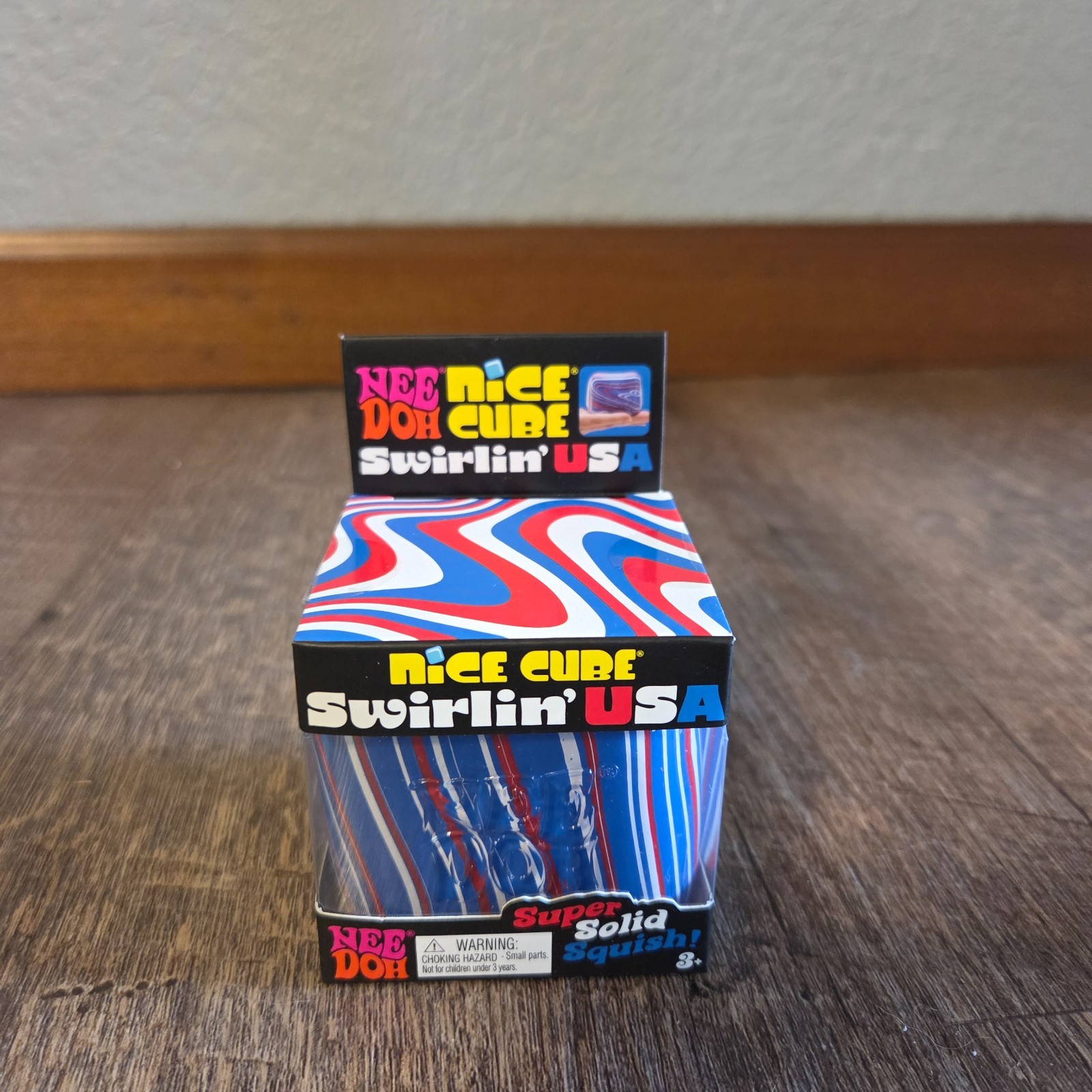 NEE DOH Nice Cube Swirlin’ USA Super Solid Squish RED WHITE BLUE SWIRL NEEDOH