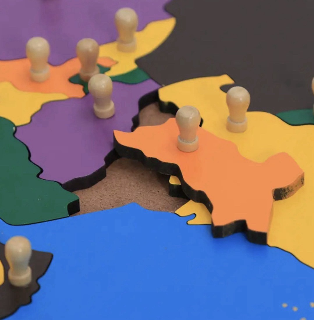 Montessori Asia Puzzle Map, Large 57cm x 44.5cm, Brand New In Box