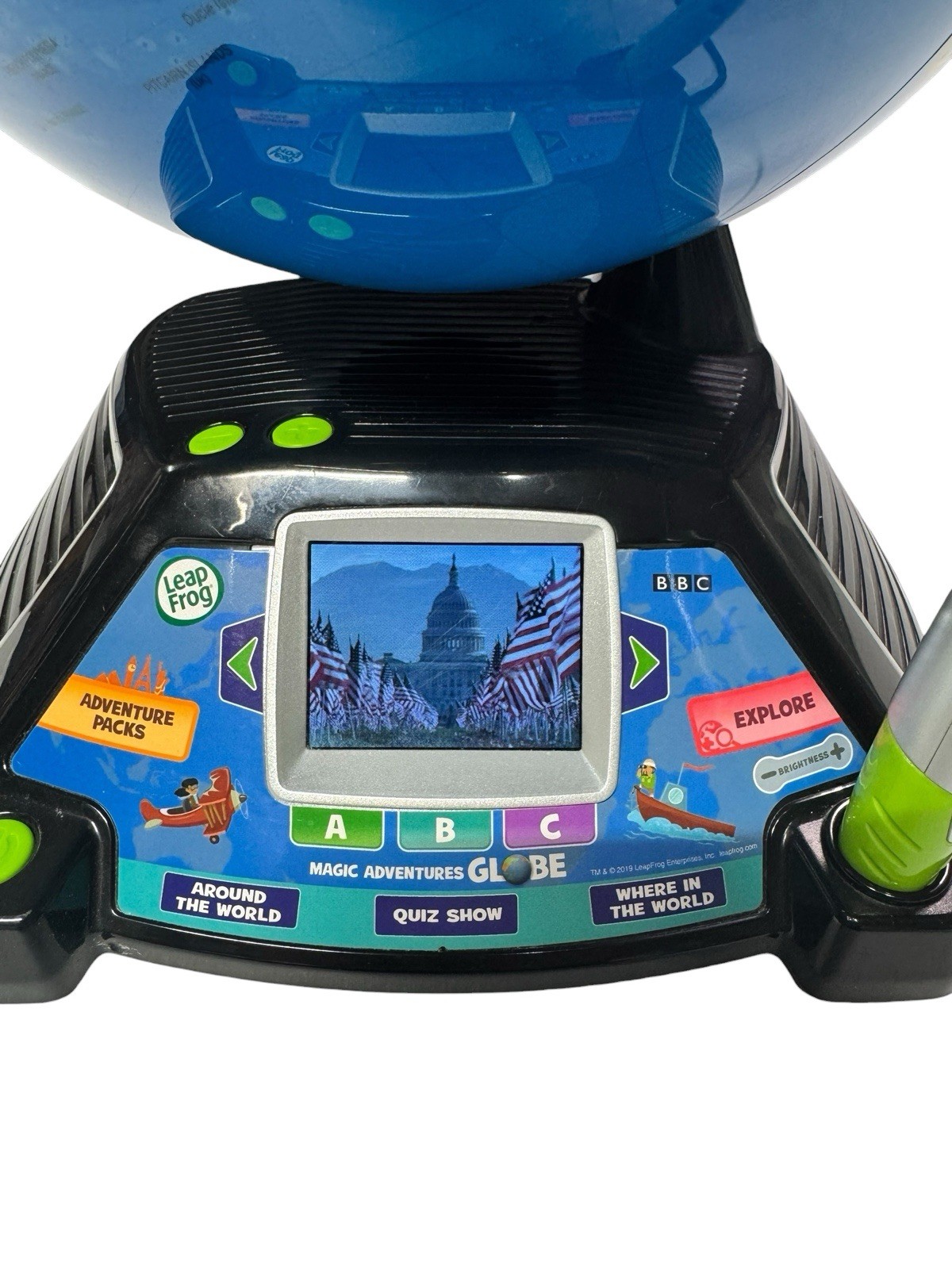 Leapfrog Magic Adventures Globe w/ LCD Integrated Video Screen Display 80-605400