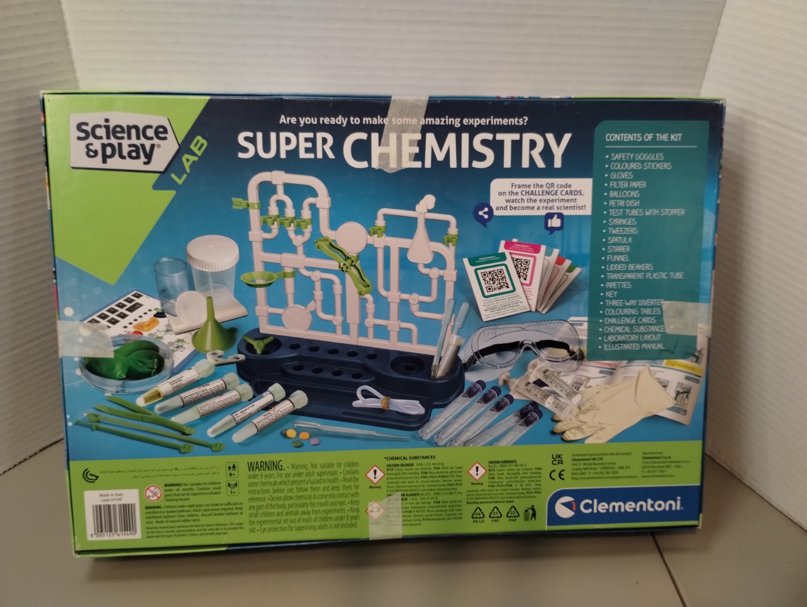 Super Chemistry Science and Play Lab Clementoni Made In Italy NOB Complete!