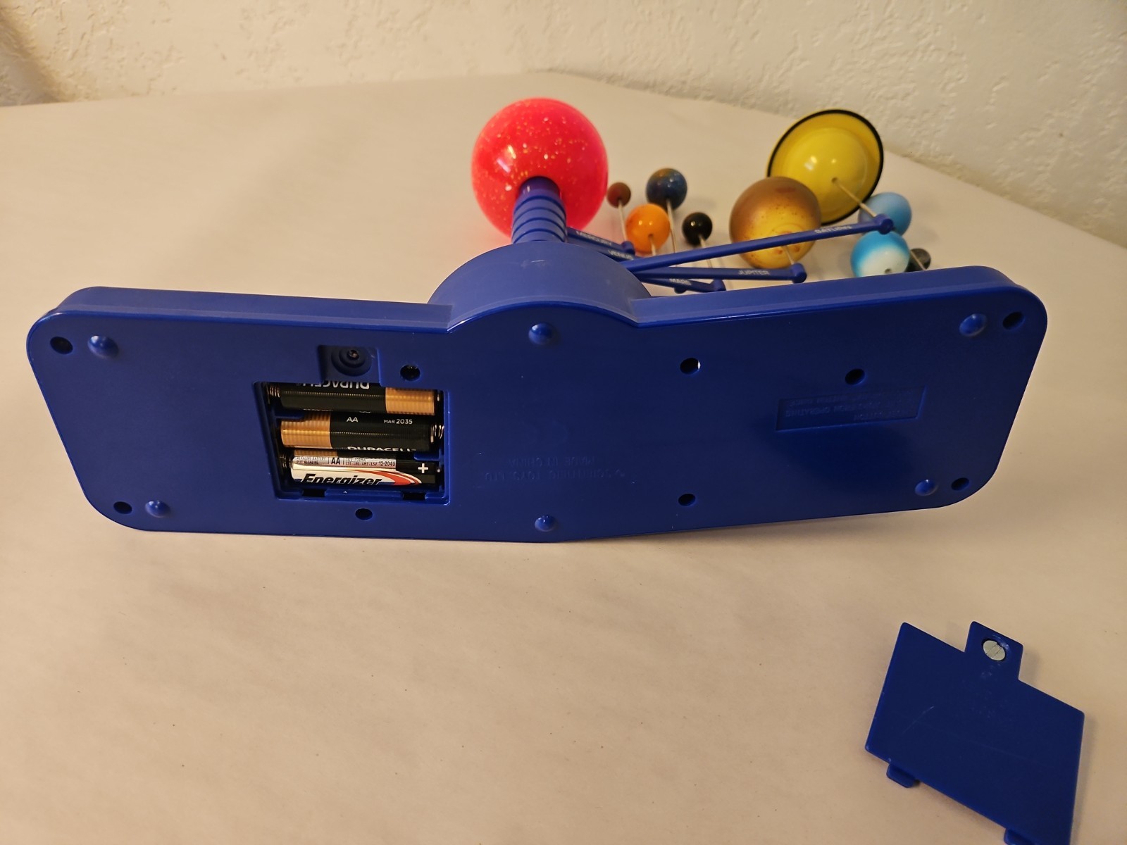 Discovery Kids Planetary Interactive Solar System Scientific Toys, LTD