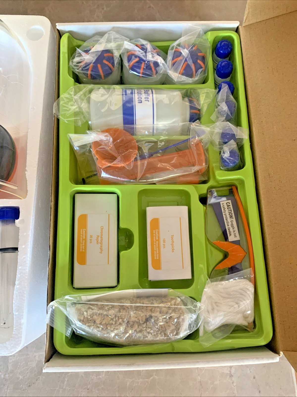 Discovery Kids Ultimate Labs DNA Explorer Science STEM Kit Age 10+ Open Box READ