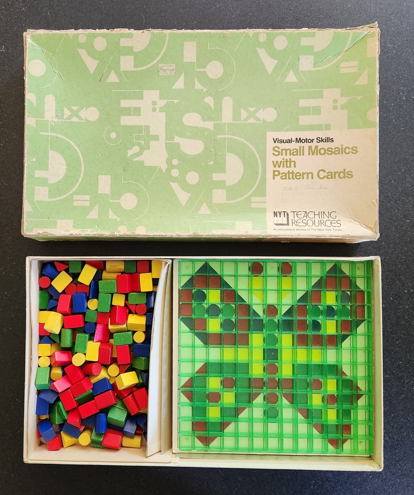 1971 Teaching Resources Visual Motor Skills Small Mosaics With Pattern Cards