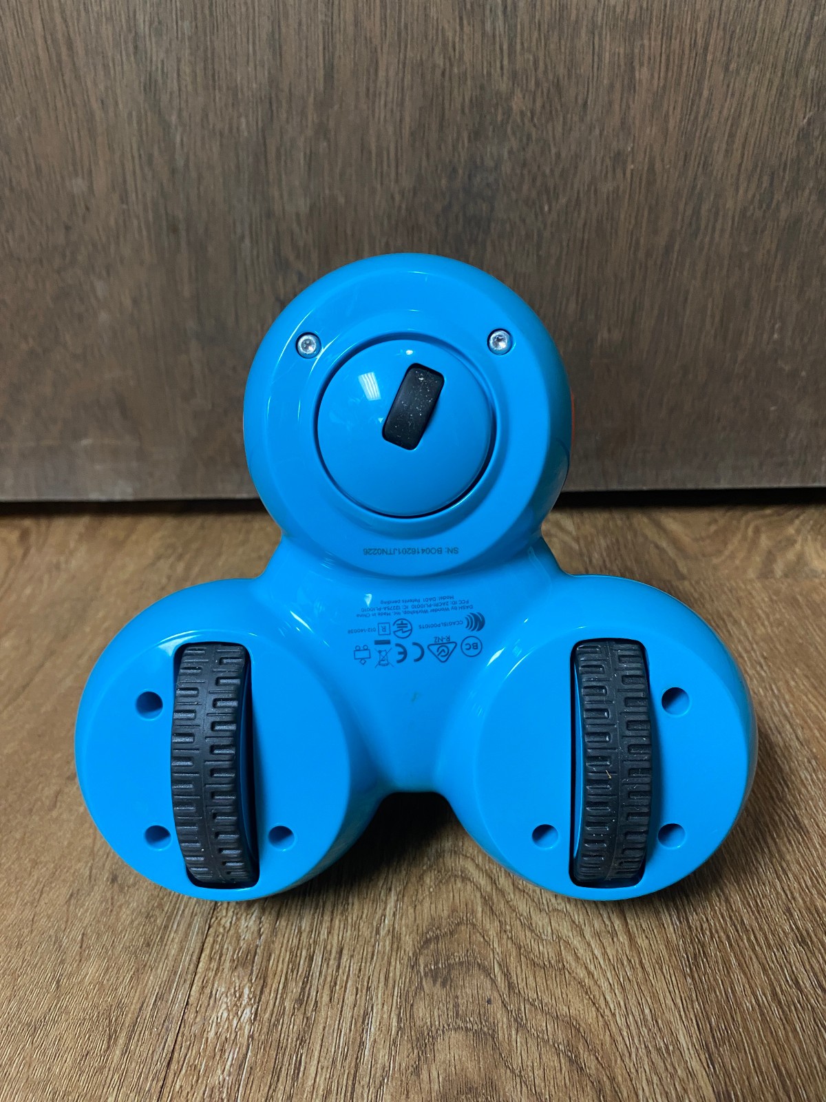 Wonder Workshop DA01 Dash Robot – Robot Only – Powers On / Works