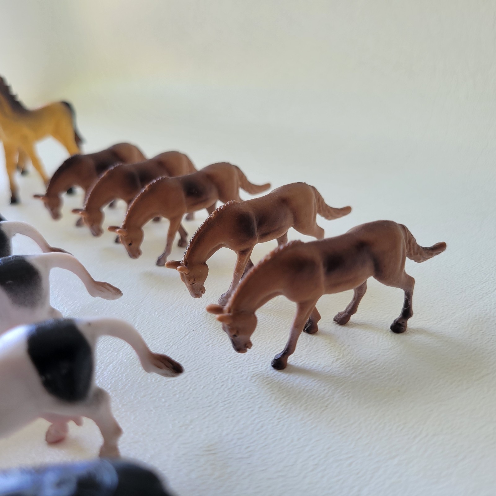 30pc Farm Animal Mini Figures: 7 Branded (Britains, Ertl, Jarman) + 23 Unbranded