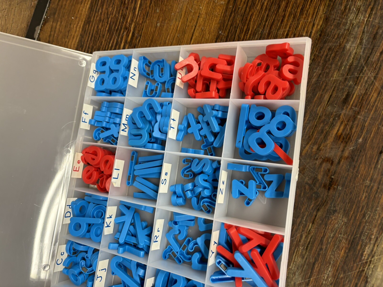 Really Good Stuff Magnetic Letter Kit with Storage Case